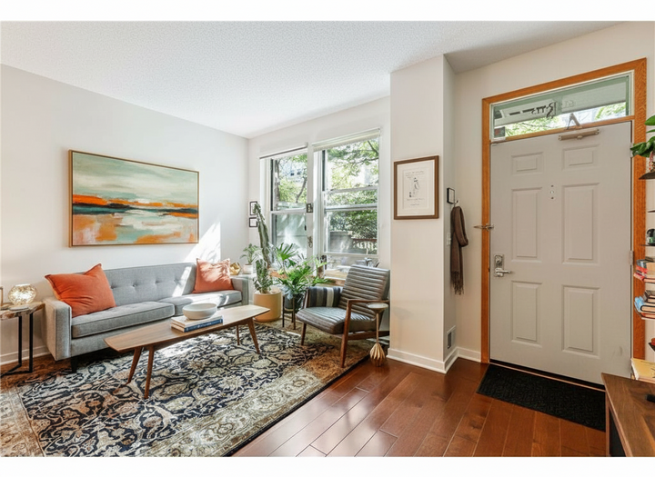 Property Photo:  615 N 1st Street 115  MN 55401 
