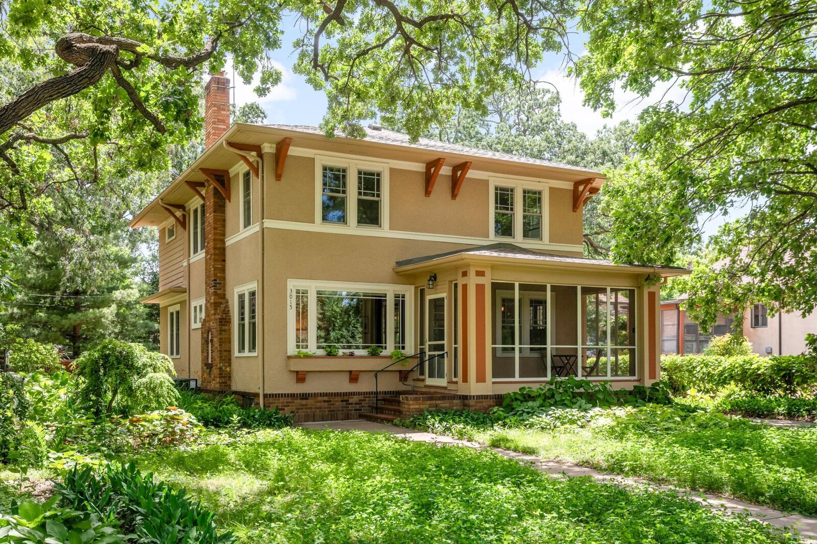 Property Photo: 3015 E Minnehaha Parkway MN 55417