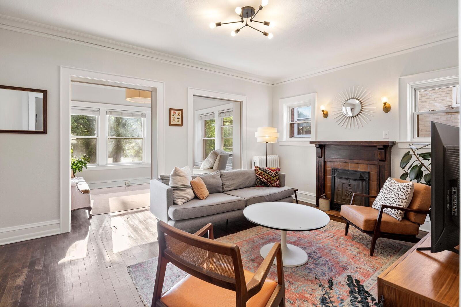 Property Photo:  1945 Fremont Avenue S 5  MN 55403 