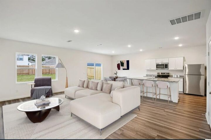 Property Photo: 400 Valley View Drive TX 75407