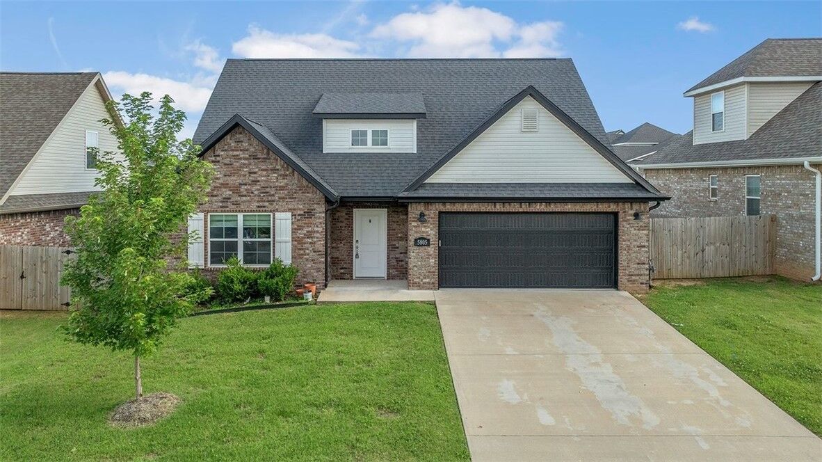 Property Photo: 5805 SW Gentle Winds Avenue AR 72713