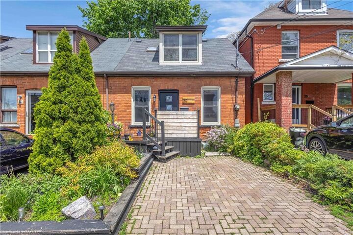 Property Photo:  30 Sunset Avenue  ON L8R 1V6 