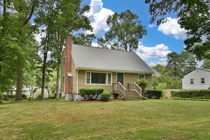 Property Photo:  68 Kernwood Ave  MA 01876 