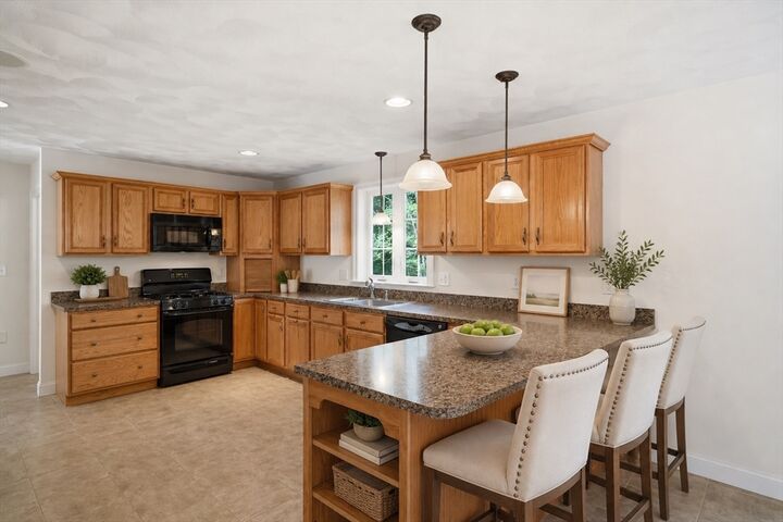 Property Photo:  21 Prospect Hill Dr  MA 01876 