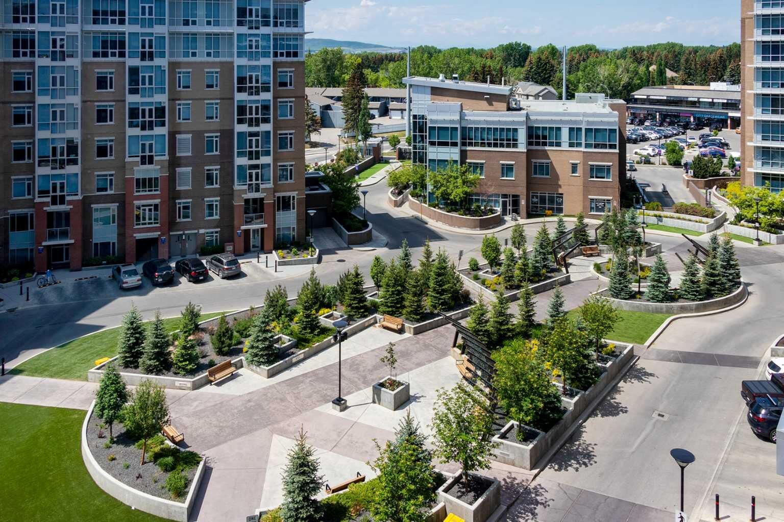 Property Photo:  16 Varsity Estates Circle NW 206  AB T3A 2C5 