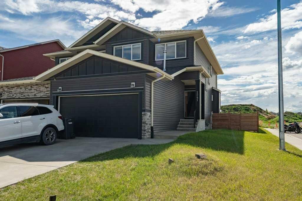 Property Photo: 1241 Westmount Drive AB T1Y 1Y6