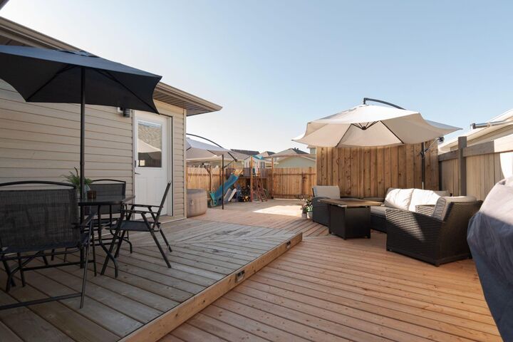 Property Photo: 216 Coyote Crescent AB T9K 0C6
