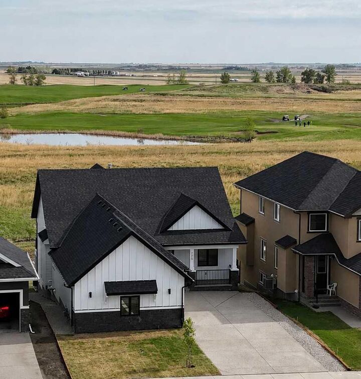 Property Photo: 150 Muirfield Boulevard AB T0J 1Y1