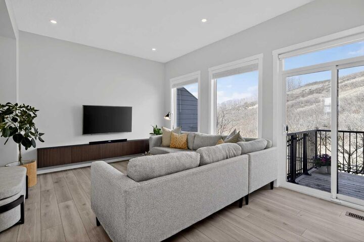 Property Photo: 228 Cranbrook Square SE AB T3M 3E3