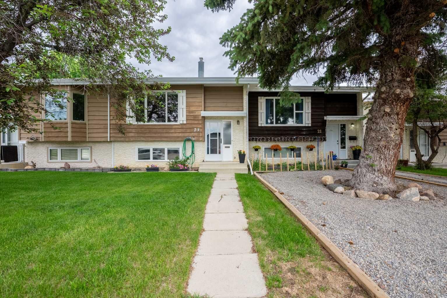 Property Photo:  23 Selkirk Road W  AB T1K 4N4 