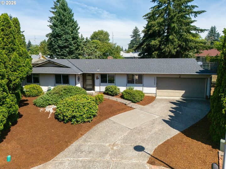 Property Photo: 15000 NE 26th St WA 98684