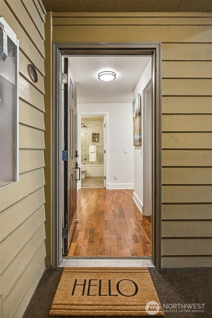 Property Photo: 11056 NE 33rd Place C4 WA 98004