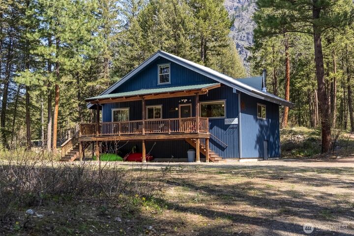 Property Photo:  225 C  Lost River Road  WA 98833 