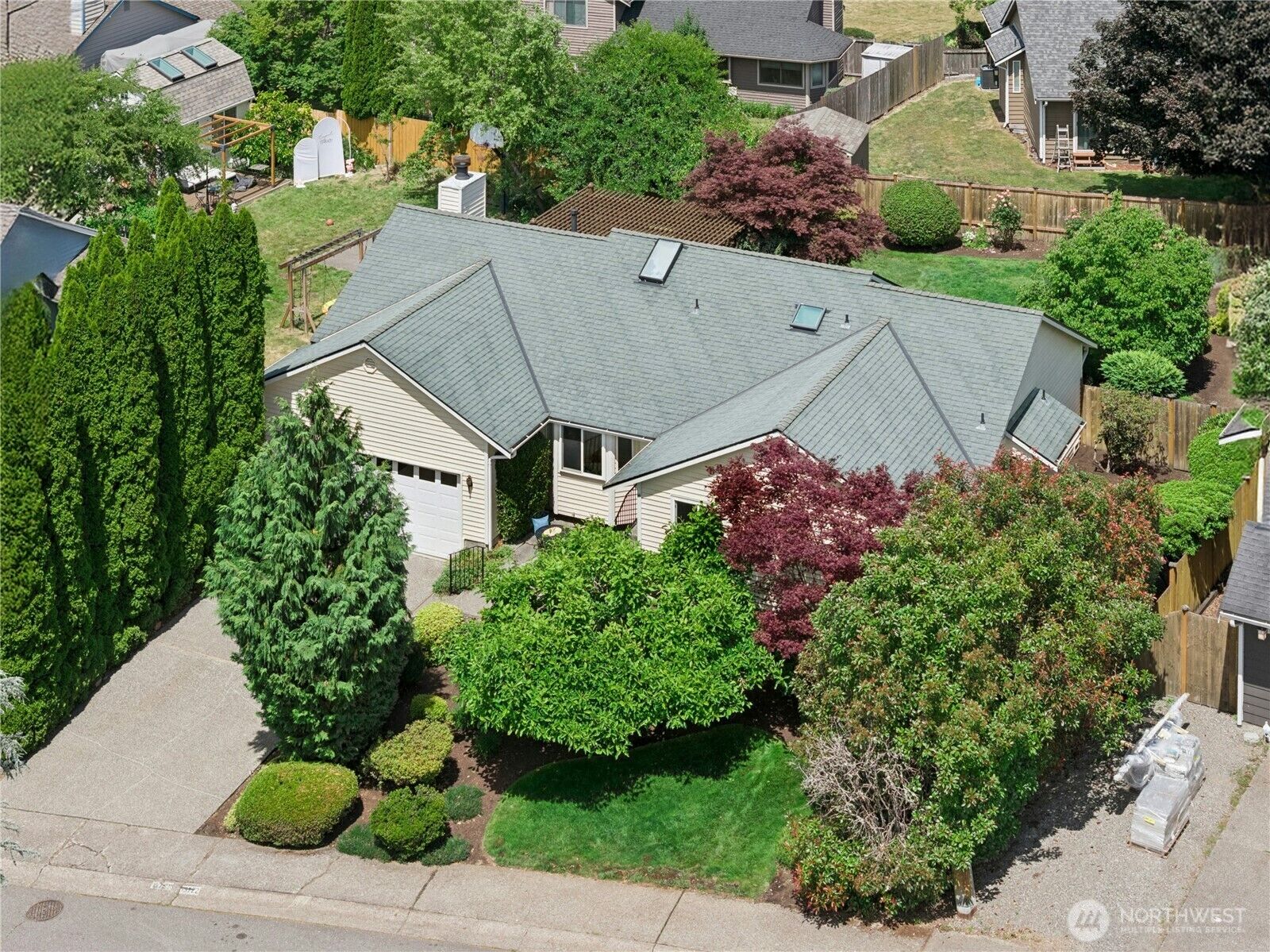 Property Photo: 13722 SE 200th Street WA 98042