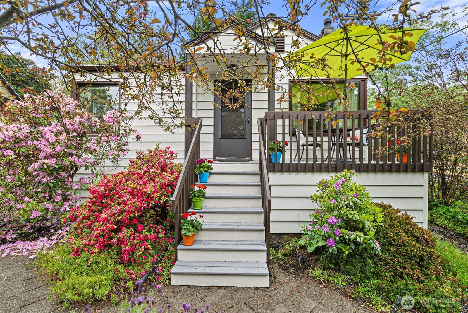 Property Photo: 731 19th Avenue WA 98122