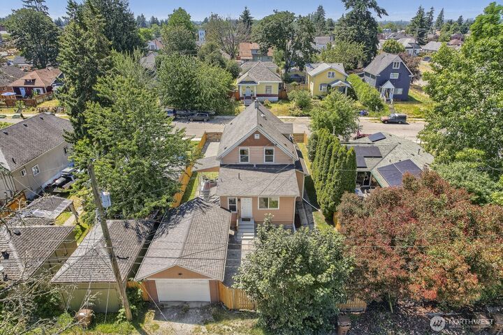 Property Photo: 3611 E I Street WA 98404