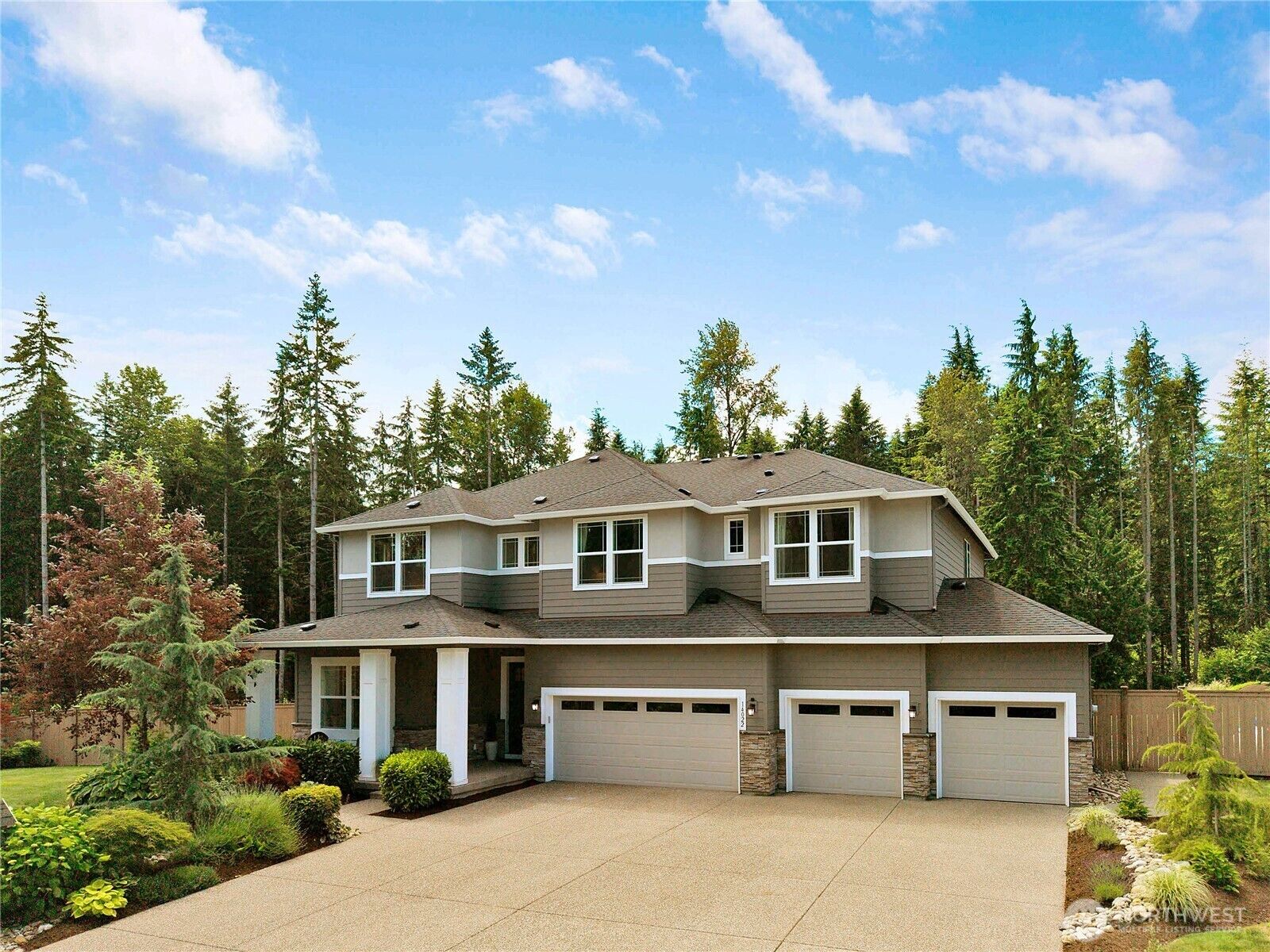 Property Photo:  14022  113th Street NE  WA 98258 