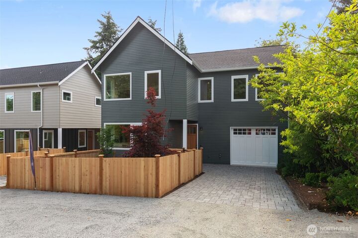 Property Photo:  11739  40th Avenue NE A  WA 98125 
