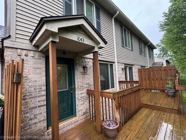 Property Photo: 1043 Old Leake Court MI 48442