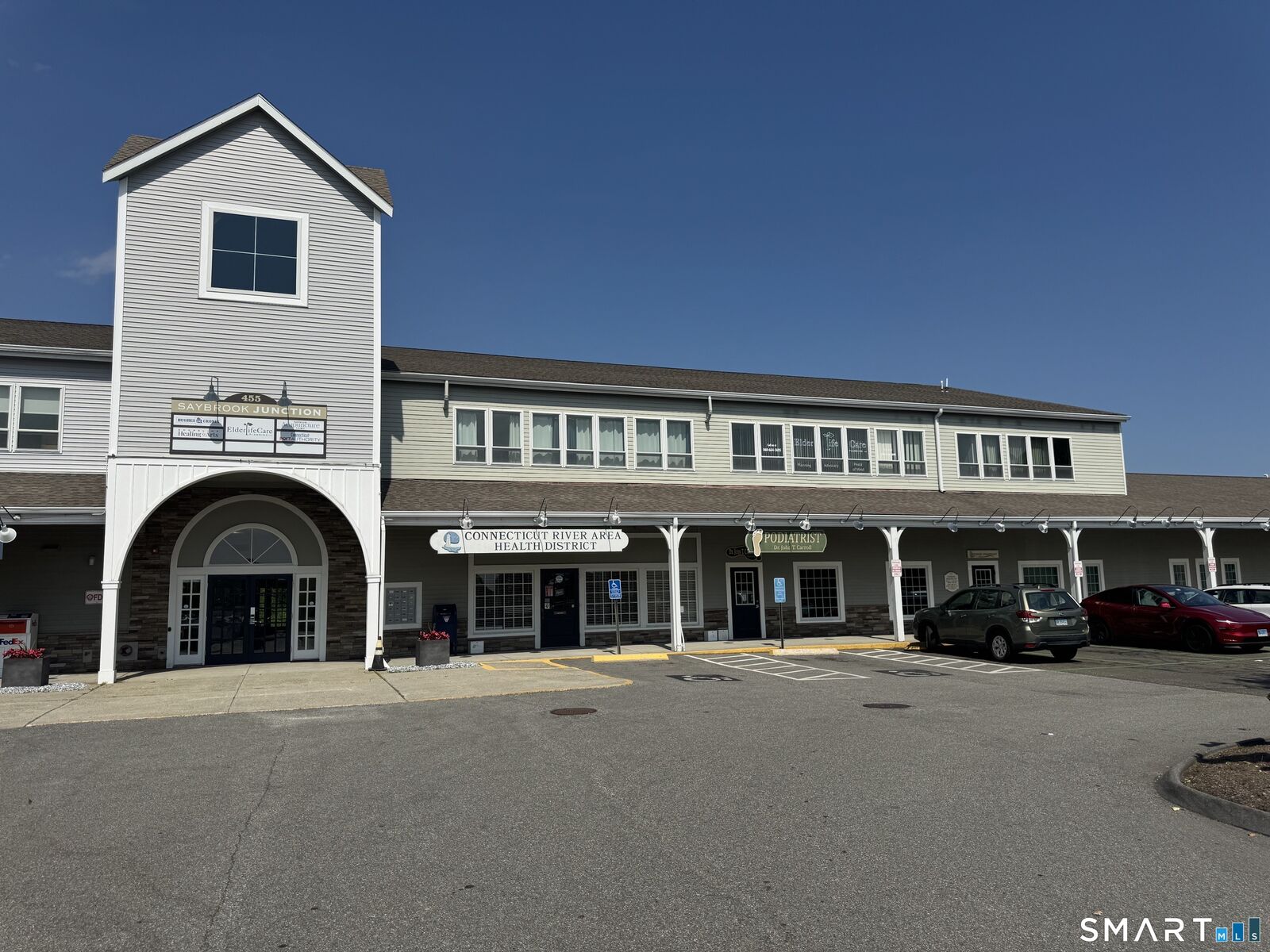 Property Photo:  455 Boston Post Road  CT 06475 