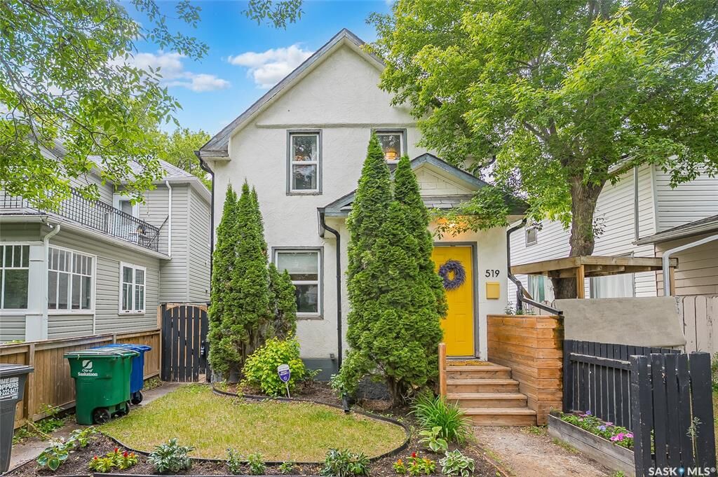 Photo de la propriété: 519 G Avenue S SK S7M 1V7