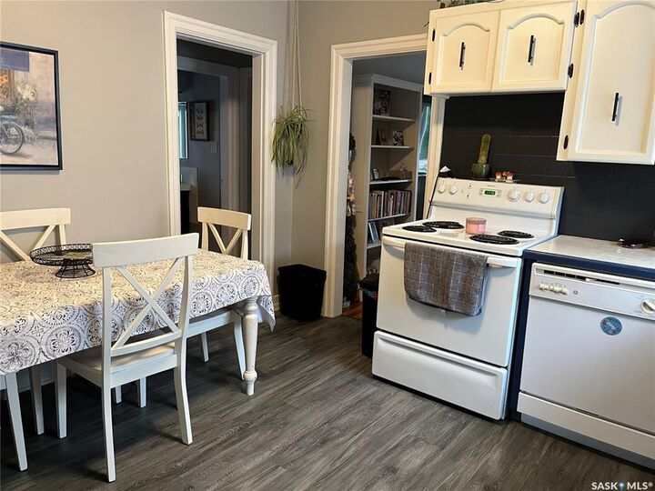 Property Photo: 2322 Reynolds Street SK S4N 3N5