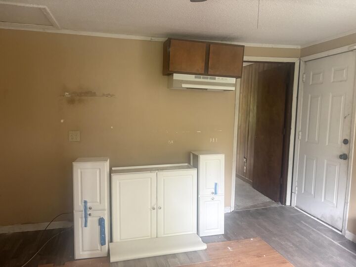 Property Photo:  1036 Collins Street  SC 29150 