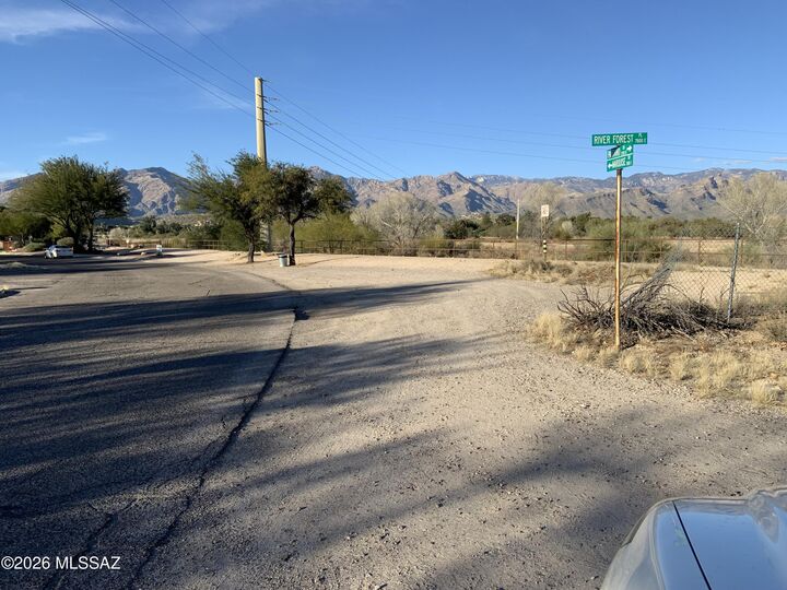 Property Photo: 7730 E River Forest Place 11 AZ 85715