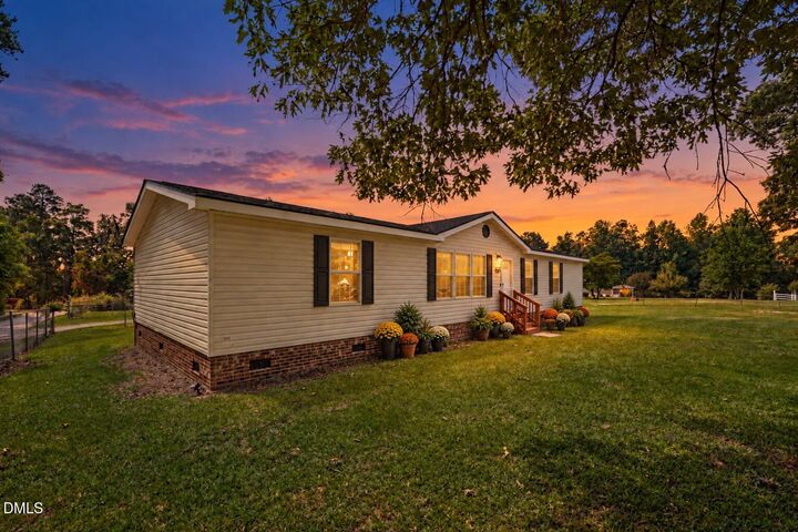 Property Photo:  694 John Lee Road  NC 28334 