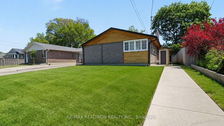 Property Photo: 107 Kirker Avenue ON M1G 1M8