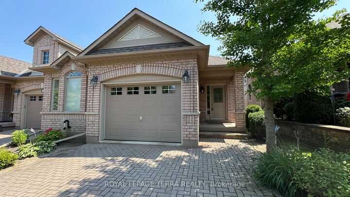 Property Photo: 13 Montebello Terrace ON L9R 2H4