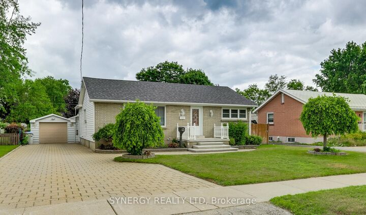 Property Photo: 266 Adelaide Street ON N7G 2V8