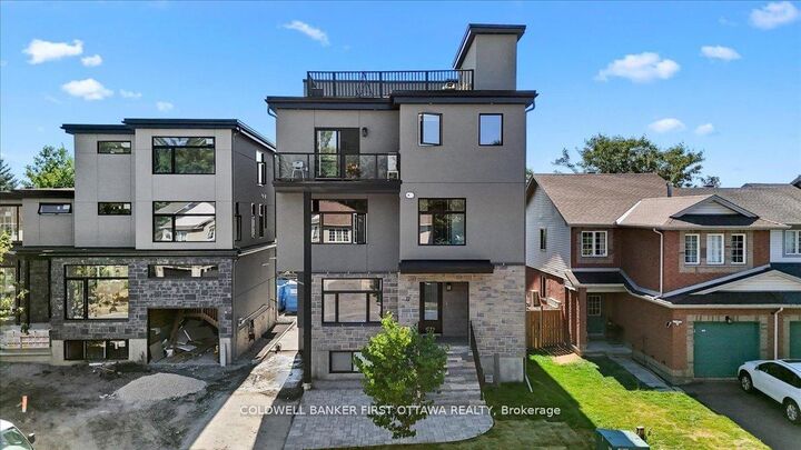 22 Inverkip Avenue A/B — photo 1