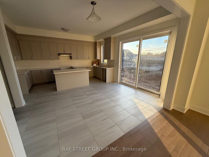 Property Photo: 34 Nanhai Avenue ON L6C 3N1