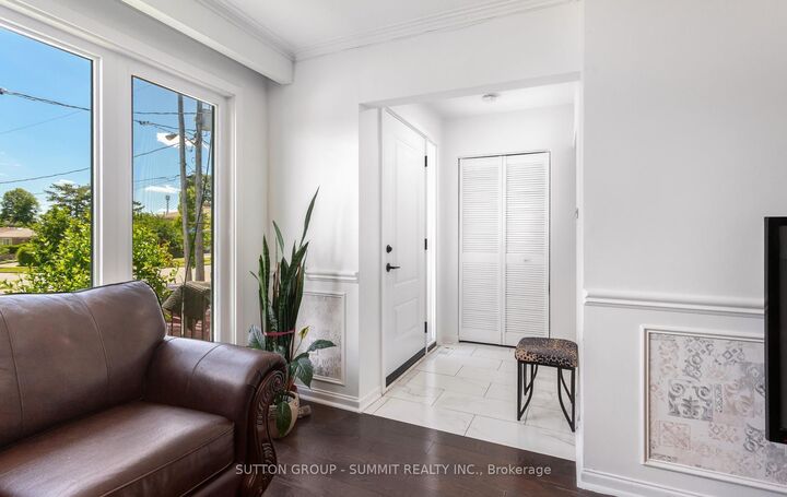 Property Photo: 109 Elnathan Crescent ON M9L 2G2