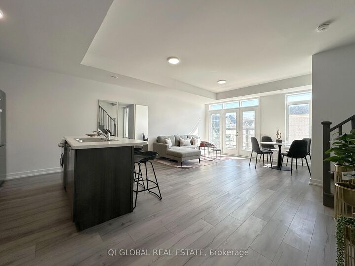 Property Photo: 1655 Palmers Sawmill Road 209 ON L1X 0R3