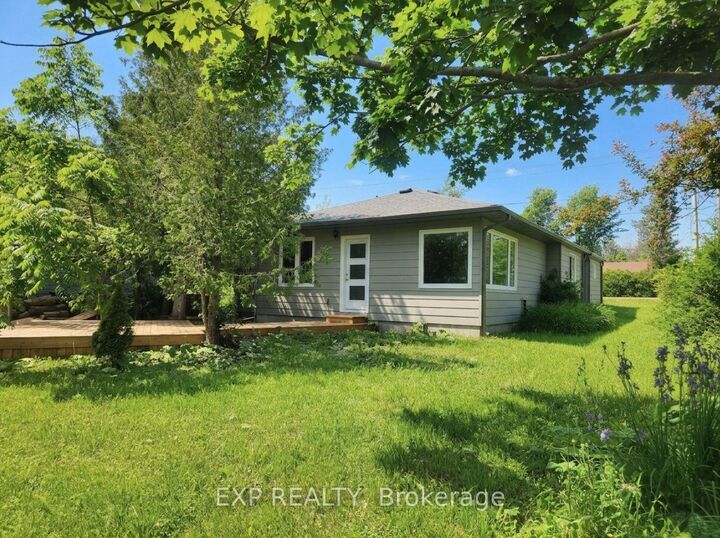 71 Lakeshore Road E — photo 1
