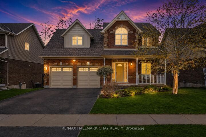Property Photo: 17 Armeda Clow Crescent ON L3W 0H7