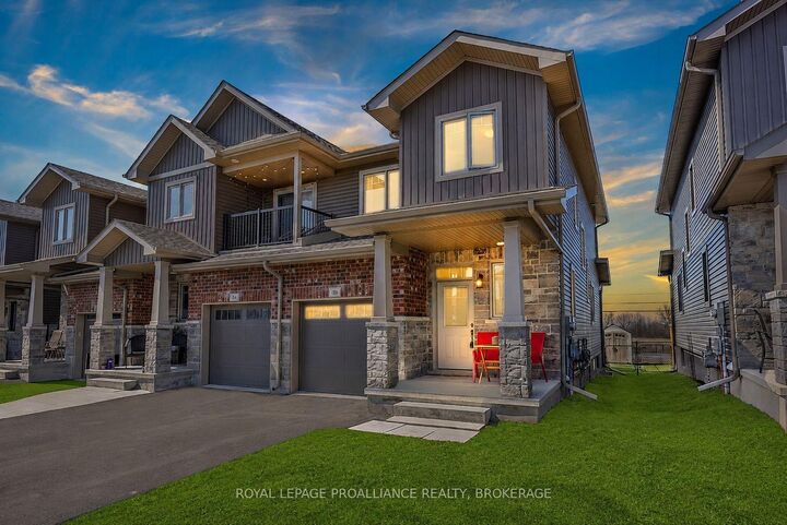 186 Dr Richard James Crescent — photo 1