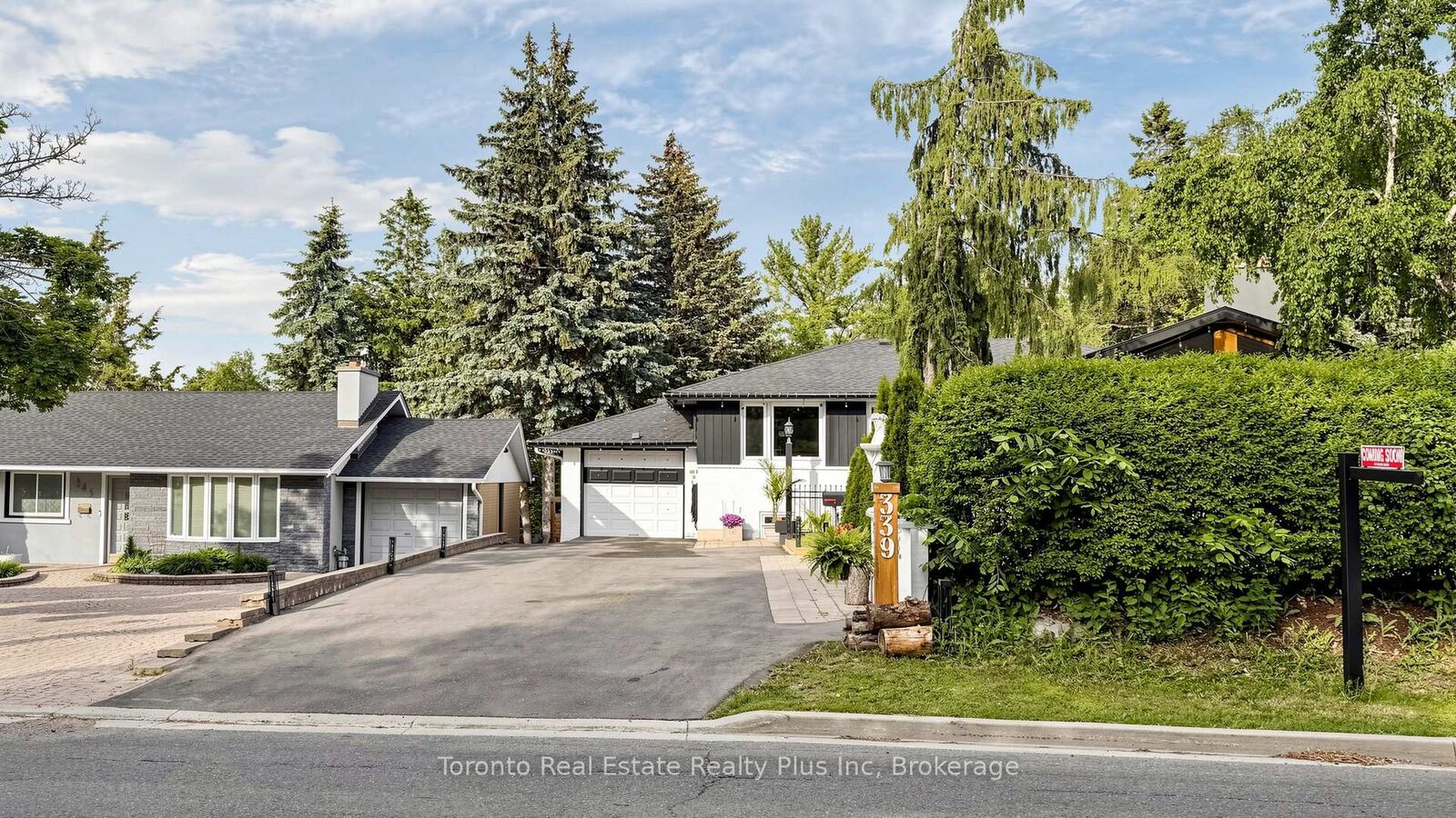 Property Photo: 339 East Avenue ON M1C 2W5