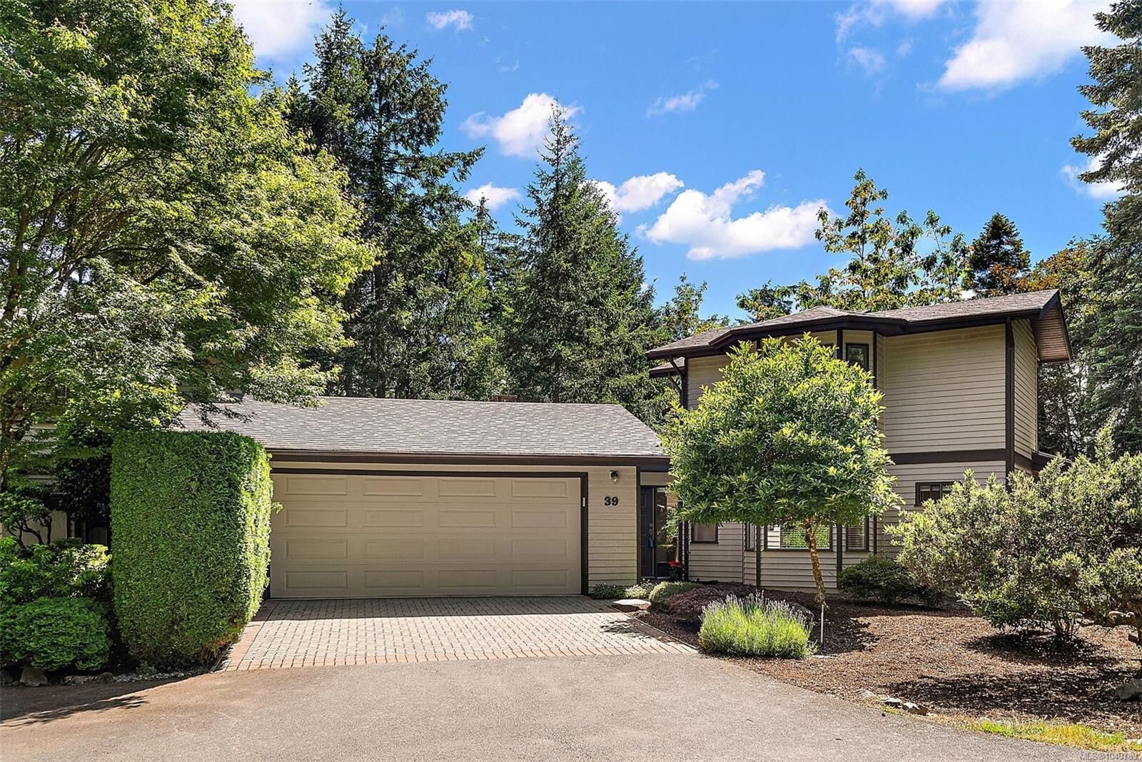 Property Photo:  1255 Wain Rd #39  BC V8L 4R4 