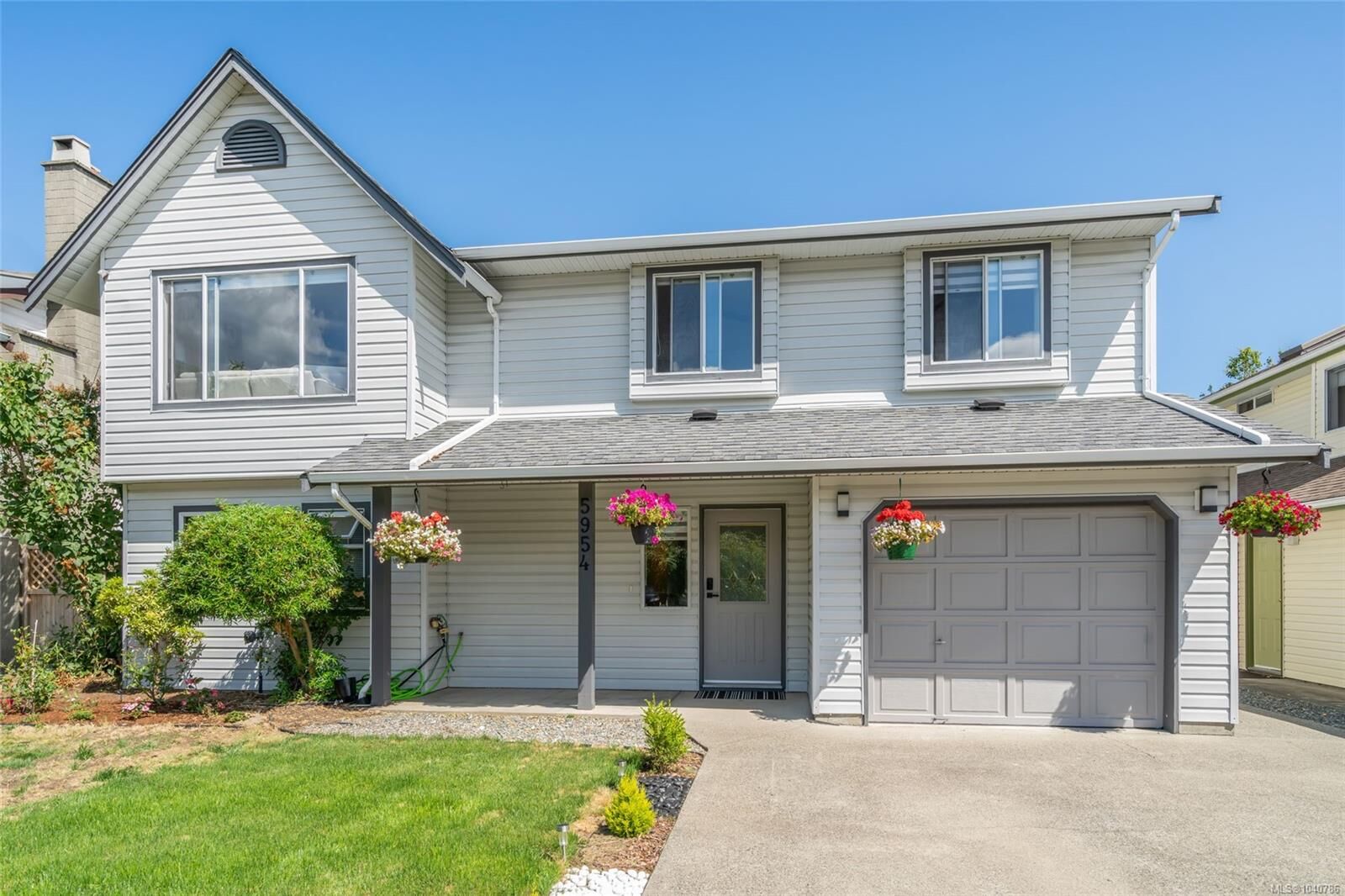 Property Photo: 5954 Broadway Rd BC V9V 1C9