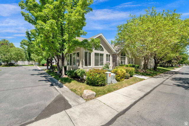 Property Photo:  2136 W Jordan Villa Dr  UT 84088 