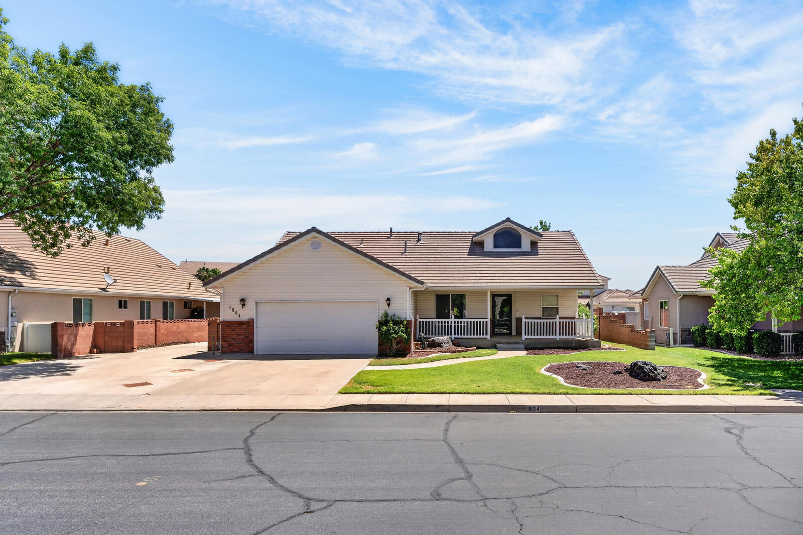 Property Photo:  1804 N 2500 Cir W  UT 84770 