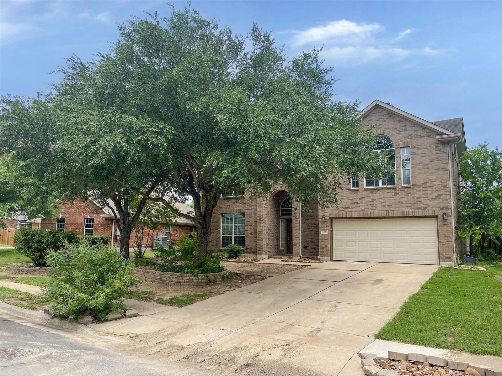 Property Photo: 140 Pecanwood S TX 78640
