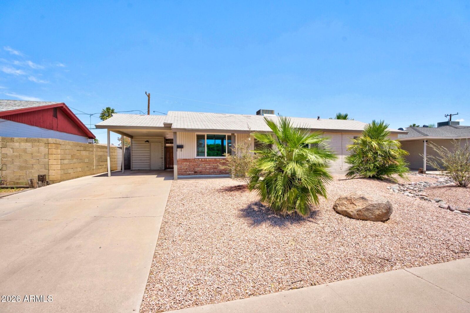 Property Photo:  1711 S Roberts Road  AZ 85281 