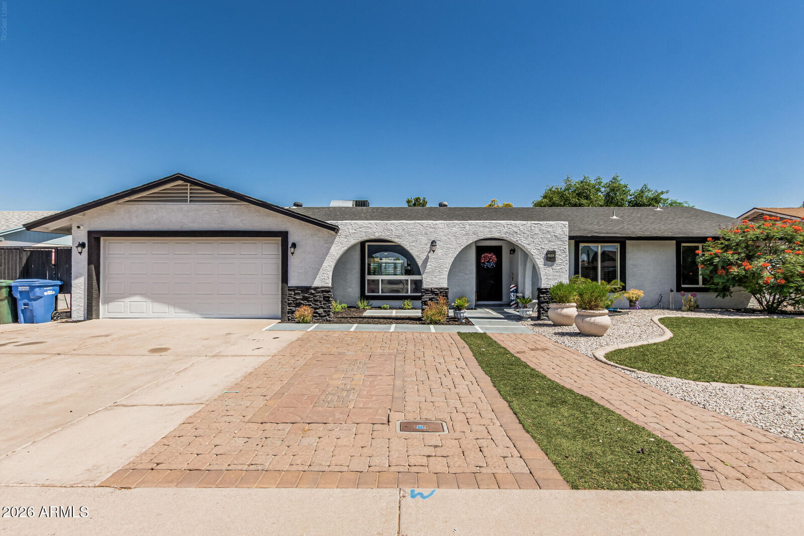 Property Photo:  4020 W Anderson Drive  AZ 85308 