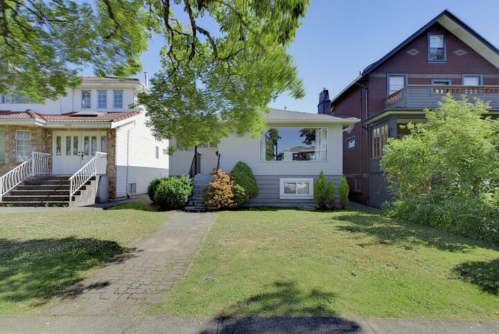 1280 E 27th Avenue — photo 1
