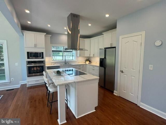 Property Photo: 17536 Applewood Lane MD 20855