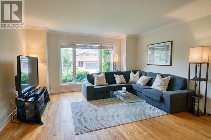 Property Photo: 1349 Gaultois Avenue ON K1C 6G5
